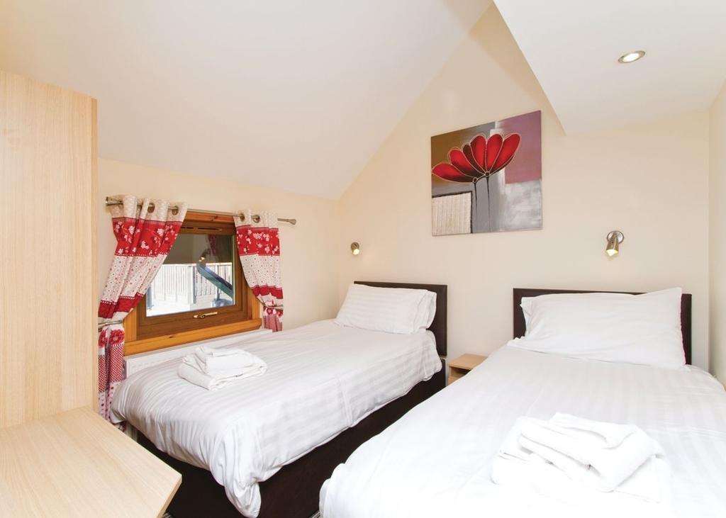 Nunland Hillside Lodges Holywood  Room photo
